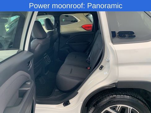 Certified 2025 Subaru Forester Premium image 13