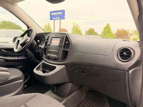 Used 2019 Mercedes-Benz Metris image 23