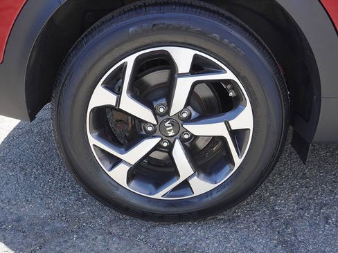Used 2022 Kia Sportage LX AWD/4WD image 19