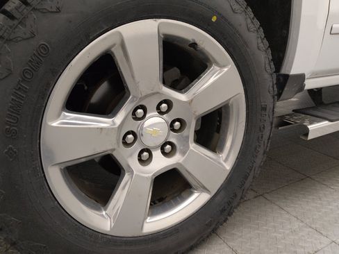 Used 2018 Chevrolet Silverado 1500 LT w/ Texas Edition RWD image 31