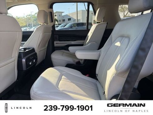 Used 2019 Ford Expedition Platinum image 14