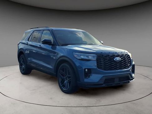 New 2026 Ford Explorer ST w/ Sun And Sound Package image 13