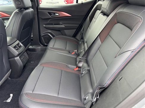 New 2026 Chevrolet Equinox EV RS image 9