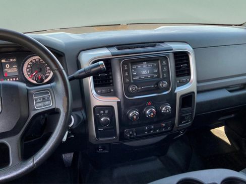 Used 2014 RAM 2500 SLT w/ Protection Group AWD/4WD image 9