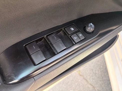 Used 2025 Toyota Camry LE FWD image 12
