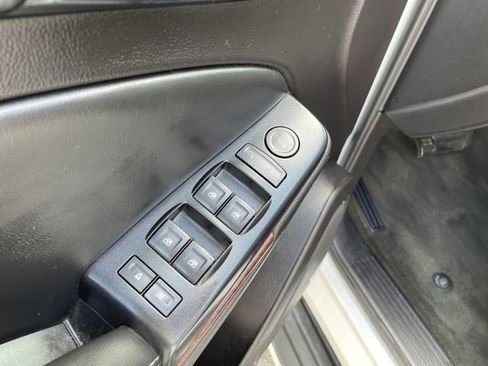 Used 2015 GMC Yukon SLE w/ Convenience Package image 11