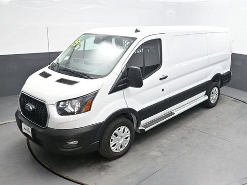 Used 2025 Ford Transit 250 Low Roof w/ Exterior Upgrade Package RWD image 29