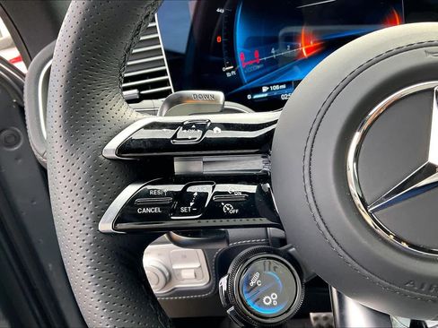 Used 2025 Mercedes-Benz GLE 53 AMG AMG GLE 53 image 22