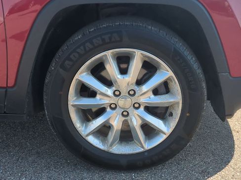 Used 2016 Jeep Cherokee Limited AWD/4WD image 13