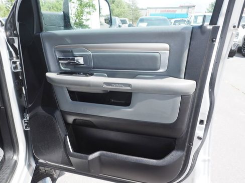 Used 2017 RAM 2500 SLT AWD/4WD image 22