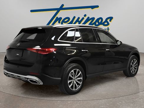 Used 2024 Mercedes-Benz GLC 300 GLC 300 image 2