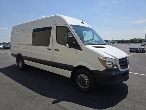 Used 2017 Mercedes-Benz Sprinter 3500 w/ Crew Cab Package image 2
