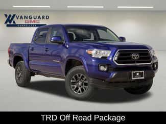Used 2022 Toyota Tacoma TRD Off-Road video 2