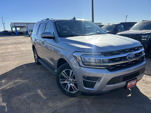 Used 2024 Ford Expedition Limited image 1