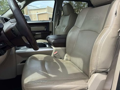 Used 2017 RAM 1500 Laramie w/ Convenience Group image 17