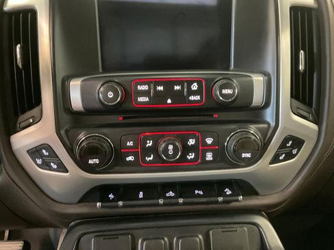 Used 2015 GMC Sierra 1500 SLT w/ SLT Crew Cab Value Package AWD/4WD image 17