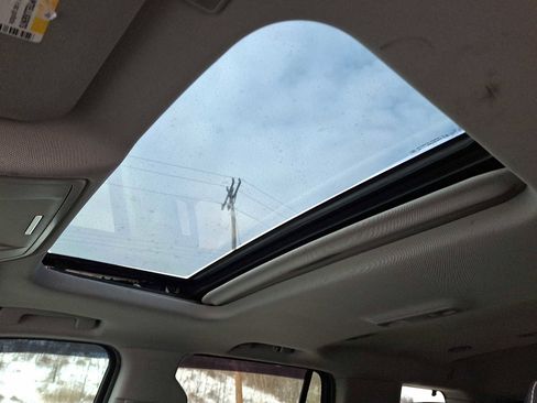 Used 2017 Chevrolet Tahoe LT w/ Luxury Package image 14