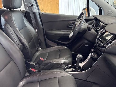 Used 2018 Chevrolet Trax Premier AWD/4WD image 7