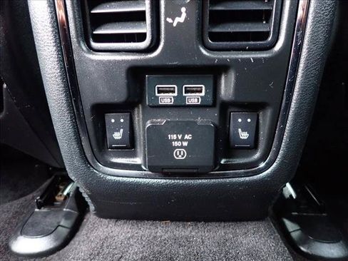 Used 2018 Jeep Grand Cherokee Limited w/ Luxury Group II AWD/4WD image 10
