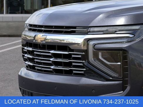 New 2025 Chevrolet Suburban Premier image 13