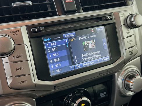 Used 2016 Toyota 4Runner SR5 AWD/4WD image 15