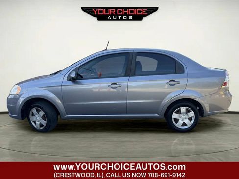Used 2011 Chevrolet Aveo LT FWD image 2