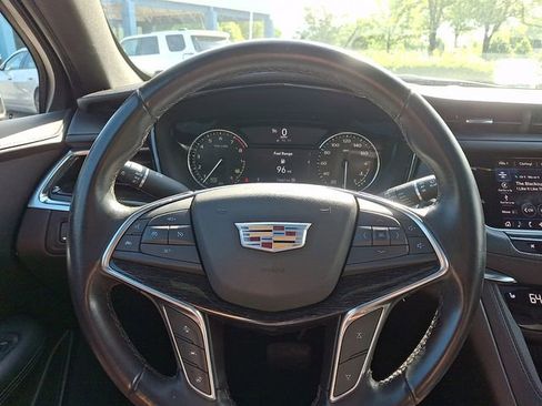 Used 2022 Cadillac XT5 Premium Luxury AWD/4WD image 24