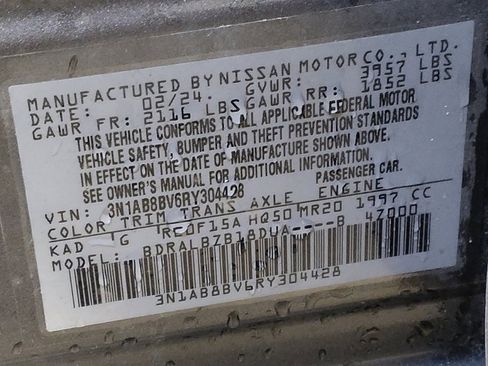 Used 2024 Nissan Sentra S image 33