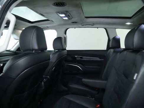 Used 2024 Kia Telluride SX Prestige image 19