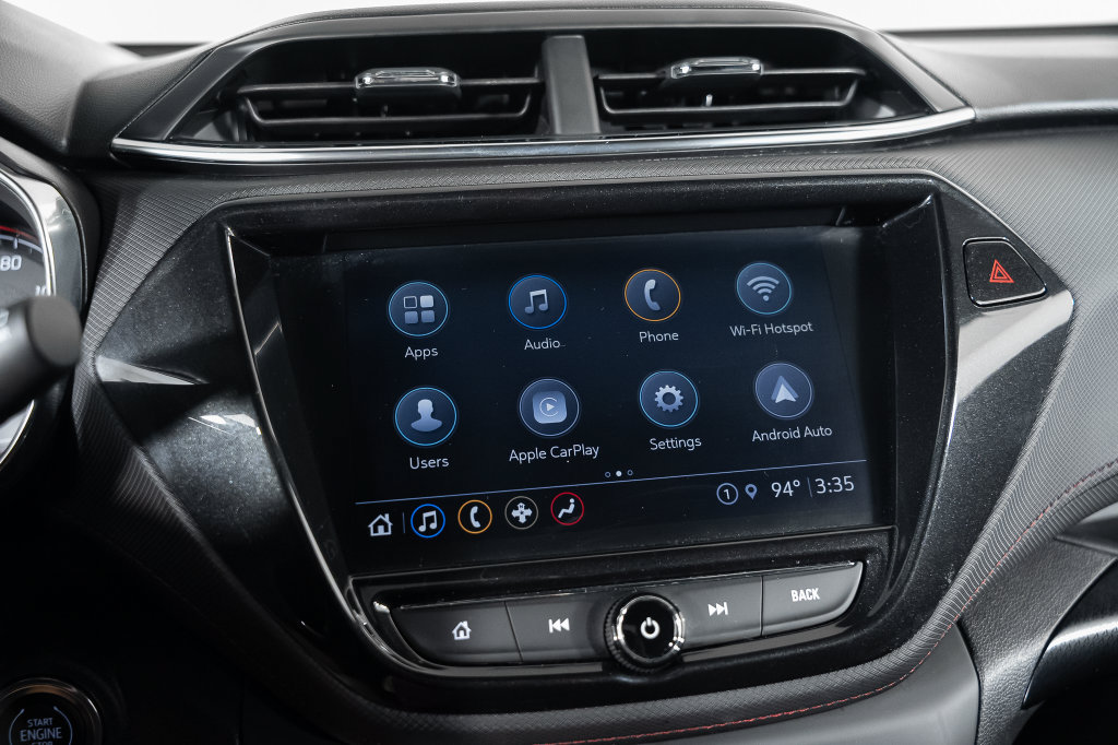 Used 2023 Chevrolet TrailBlazer RS w/ Sun and Liftgate Package FWD image 33