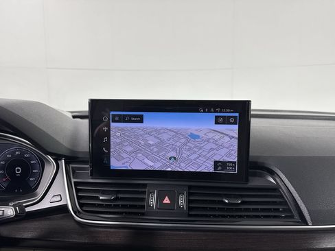 Used 2022 Audi Q5 2.0T Prestige AWD/4WD image 4