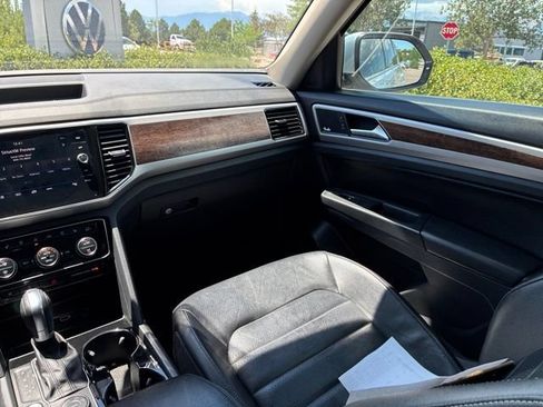 Used 2018 Volkswagen Atlas SEL Premium AWD/4WD image 20