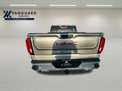 New 2026 GMC Sierra 1500 SLT image 8
