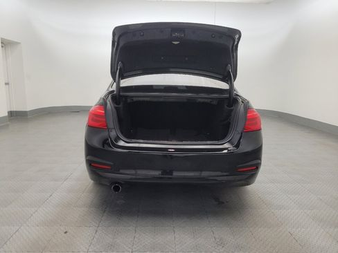 Used 2018 BMW 320i Sedan RWD image 29