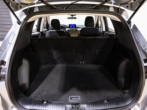 Used 2022 Ford Escape SE w/ Cold Weather Package image 31