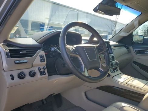 Used 2018 GMC Yukon Denali w/ Denali Ultimate Package image 21