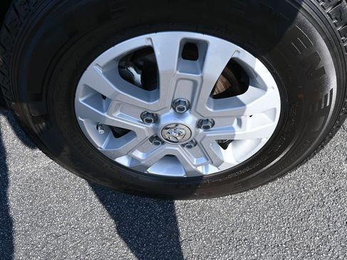 Used 2024 RAM ProMaster 3500 w/ Quick Order Package 22G SLT FWD image 10