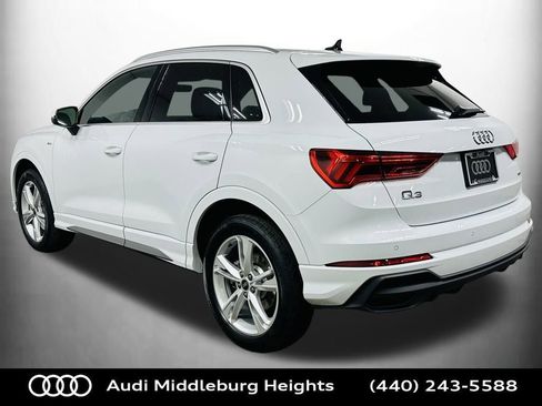 Certified 2024 Audi Q3 2.0T Premium Plus image 5