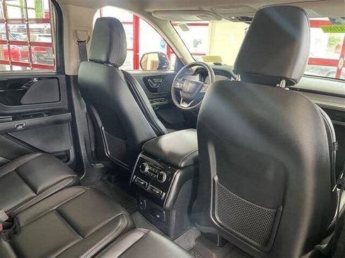 Used 2023 Lincoln Aviator AWD image 25