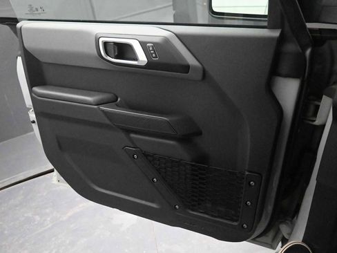 Used 2024 Ford Bronco Big Bend image 11