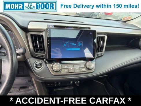 Used 2015 Toyota RAV4 Limited w/ Technology Package AWD/4WD image 21