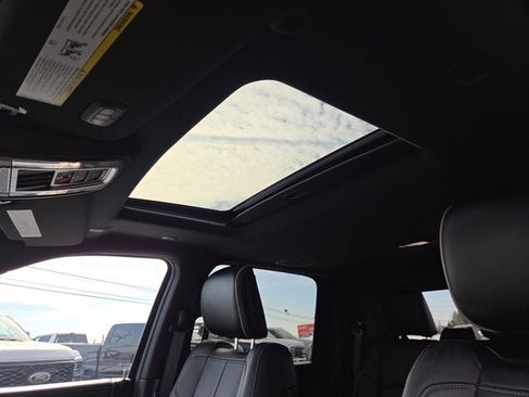 Used 2022 RAM 2500 Limited w/ Night Edition image 9