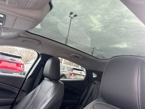 Used 2024 Ford Mustang Mach-E Premium image 26