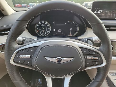 Certified 2025 Genesis GV70 3.5T Sport w/ Sport Advanced Package image 17