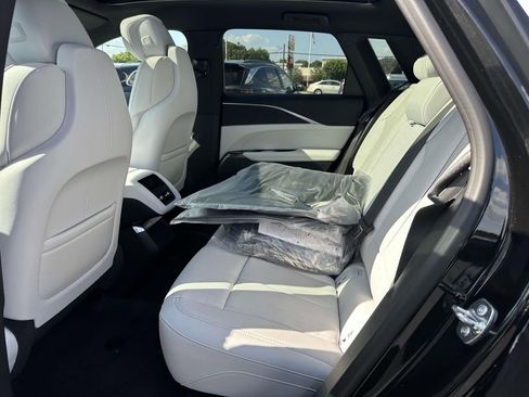 New 2025 Cadillac Lyriq Luxury RWD image 13