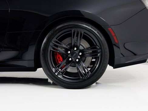 Used 2018 Chevrolet Camaro ZL1 image 10