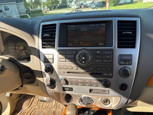 Used 2008 INFINITI QX56 4WD image 16