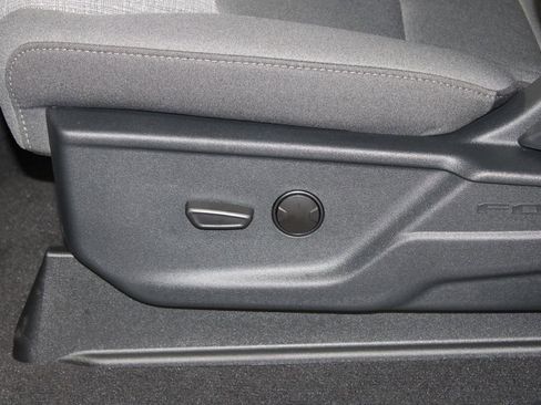 New 2026 Ford F250 XLT w/ XLT Premium Package image 25