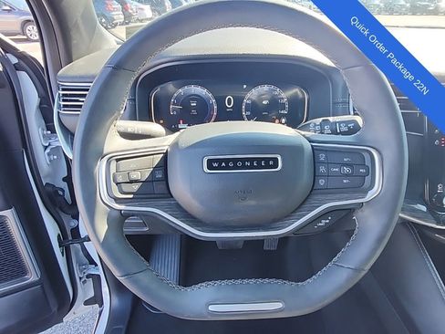 Used 2022 Jeep Wagoneer Series III image 4