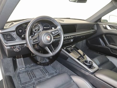 Used 2020 Porsche 911 Carrera S image 39